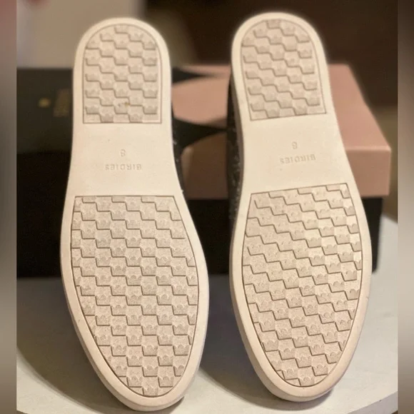 Birdies the Swift slip on sneaker in crushed chrome - Picture 4 of 4